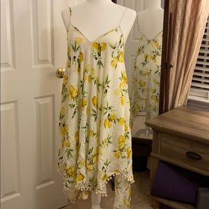 Lemon coverup size S